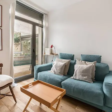 A Superb Parisian Loft In Nation Párizs